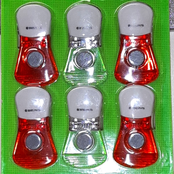Snoopy Magnetic Bag Clips Set of 6 NWT - Picture 3 of 4